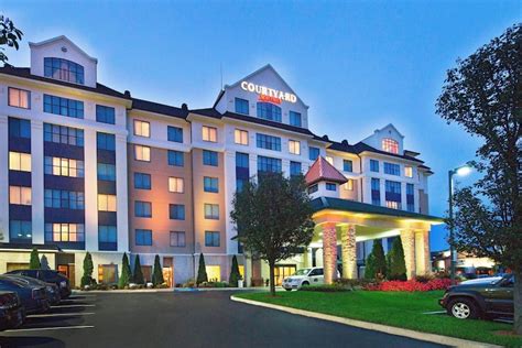 𝗧𝗛𝗘 𝟭𝟬 𝗕𝗘𝗦𝗧 Hotels in Ronkonkoma of 2024 (with Prices).